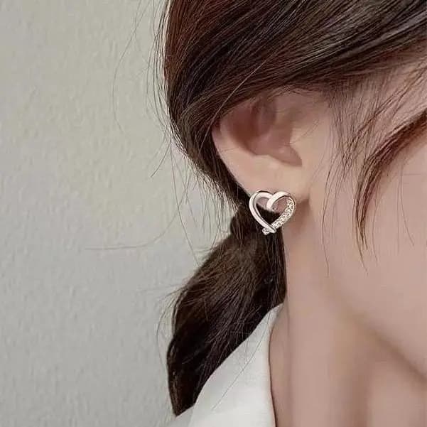 Rhinestone Heart Studs